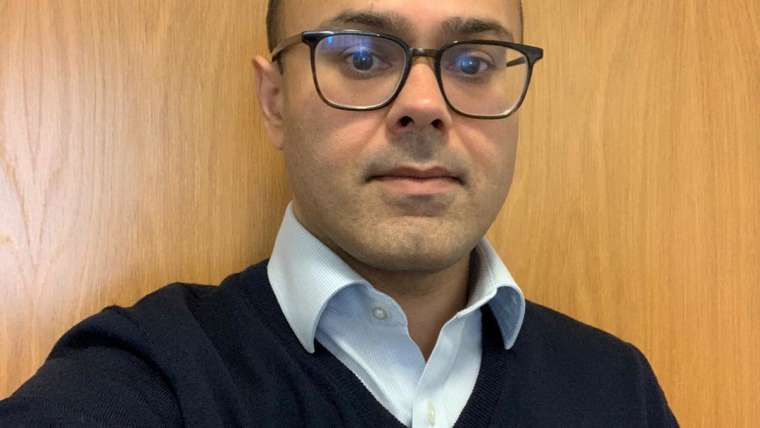 Dr K Khan